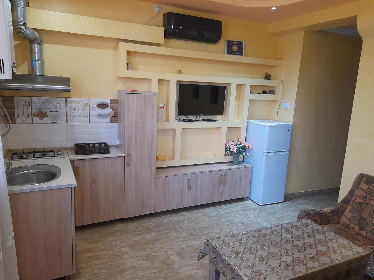 Guest House In Center Erivan Dış mekan fotoğraf